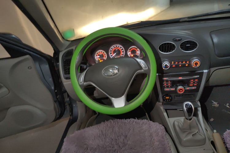 Used Soueast V3 Lingyue 2011 Revised Version 1.5L Manual – Style Edition Steering Wheel