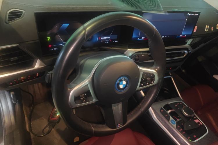 Used BMW i3 2024 eDrive 40 L Midnight Edition
