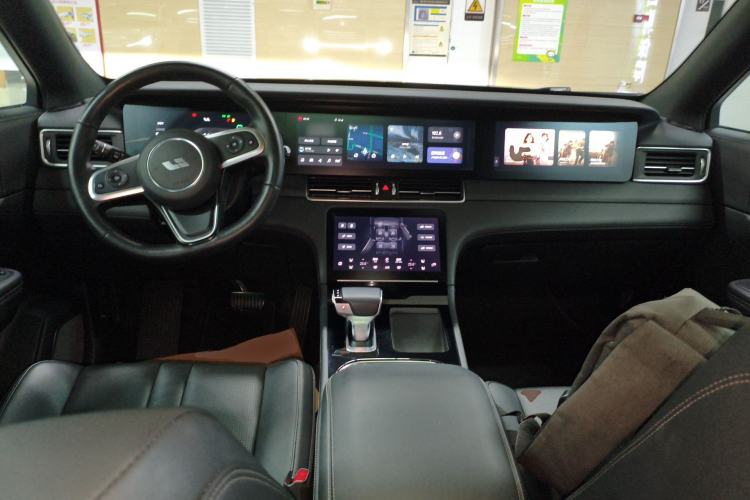 Used Li Auto ONE 2020 Range-Extended 7-Seater Version Center Console