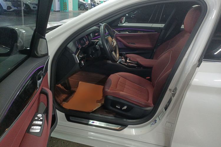 Used BMW 5 Series 2022 Second Facelift 525Li M Sport Package
