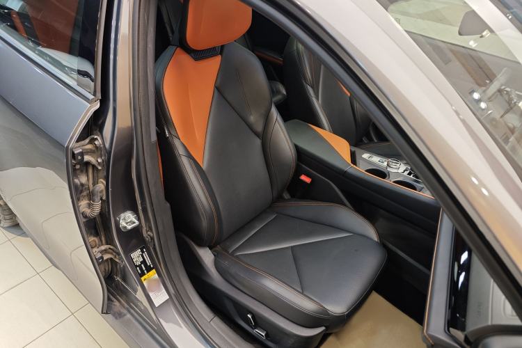 Used CHANGAN UNI-V 2022 1.5T Smart Navigation Version Right Front Seat