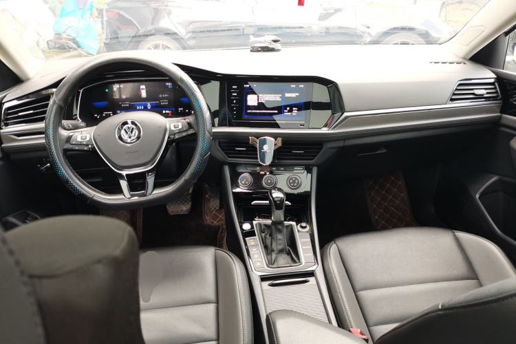 Used Volkswagen Sagitar 2021 280TSI DSG Comfort Connect Edition Center Console