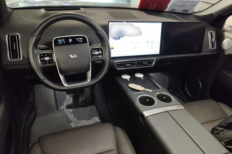 Used Li Auto L9 2022 Max model
