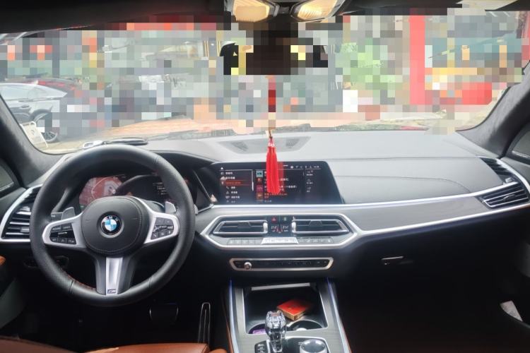 Used BMW X7 2020 xDrive40i Luxury M Sport Package
