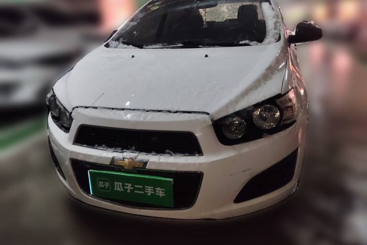 Used Chevrolet Aveo Sonic 2011 Sedan 1.4L MT SL
