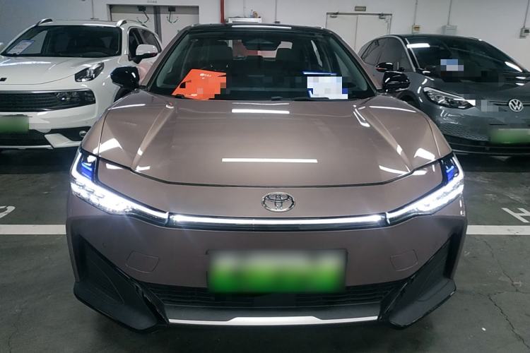 Used Toyota bZ3 2023 616 km Long-Range Premium
