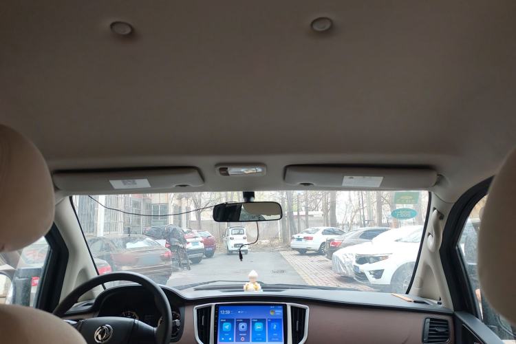 Used FORTHING Lingzhi 2019 Facelifted M5L 1.6L 7-Seater Base Model China VI Standard
