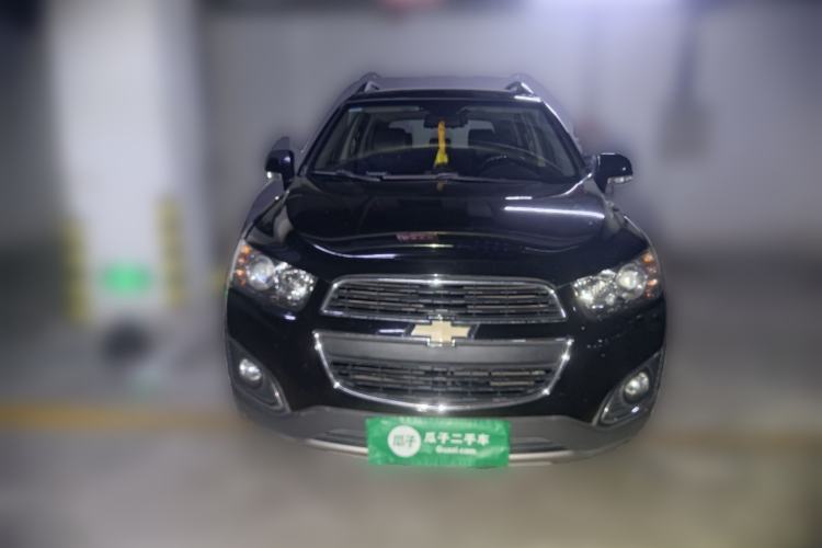 Used Chevrolet Captiva 2015 2.4L 4x4 Flagship Edition 7-Seater
