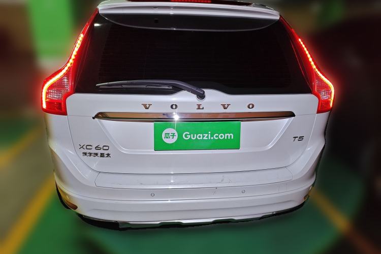 Used Volvo XC60 2017 T5 Smart Upgrade Edition