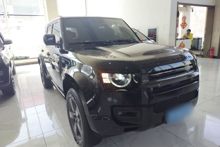 Used Land Rover Defender 2024 110 3.0T P400 X-DYNAMIC HSE Front Right 45 Deg