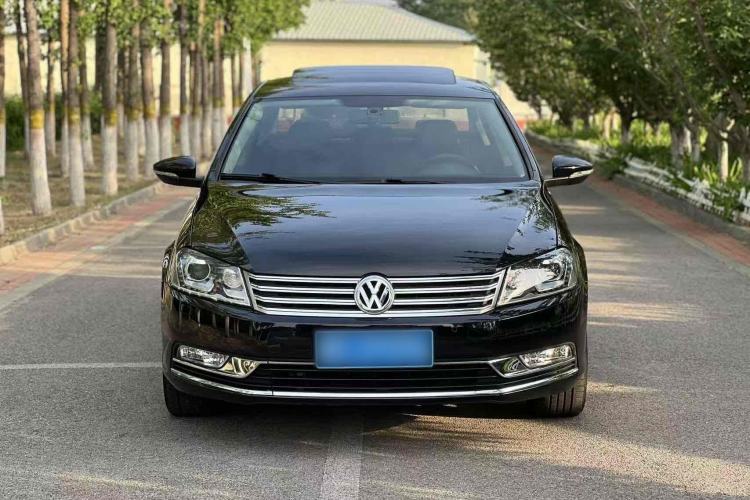 Used Volkswagen Magotan 2015 2.0 TSI Luxury Model
