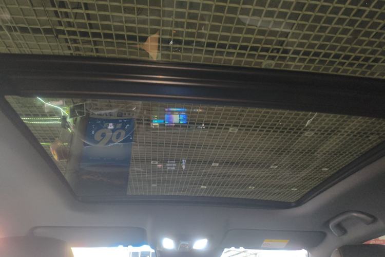 Used CHANGAN OSHAN Z6 2022 Blue Whale 1.5T DCT Smart Edition Urban Version Headliner