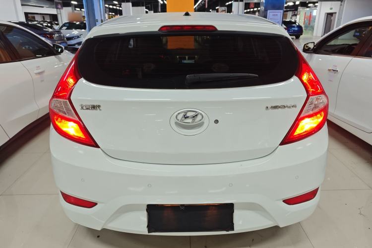 Used Hyundai Verna Ray 2016 1.4L Automatic Leading-Edge GLX
