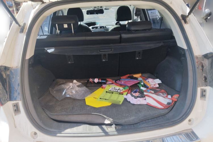 Used Haval H2 2016 Red-Label 1.5T Automatic Two-Wheel Drive Luxury Model Trunk