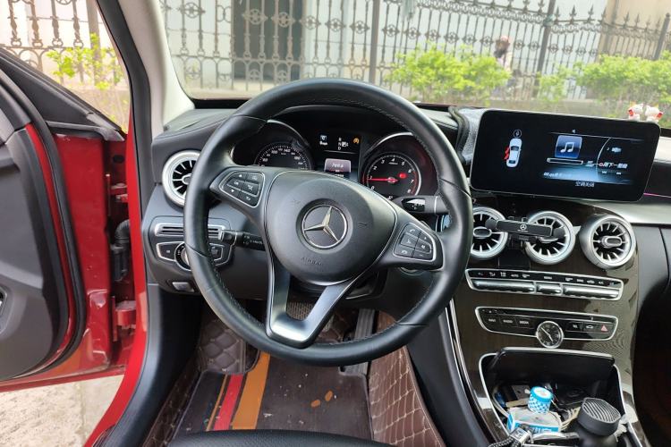 Used Mercedes-Benz C-Class 2015 C 200 L 4MATIC Steering Wheel