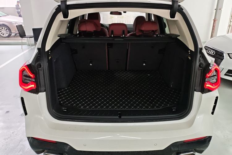 Used BMW X3 2023 xDrive25i M Sport Package Trunk