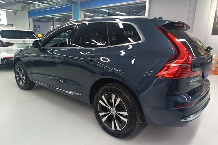 Used Volvo XC60 2022 B5 4x4 Zhiyi Luxury Edition