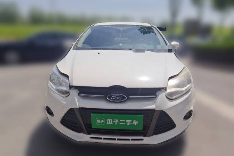 Used Ford Focus 2012 Sedan 1.6L Manual Comfort Model
