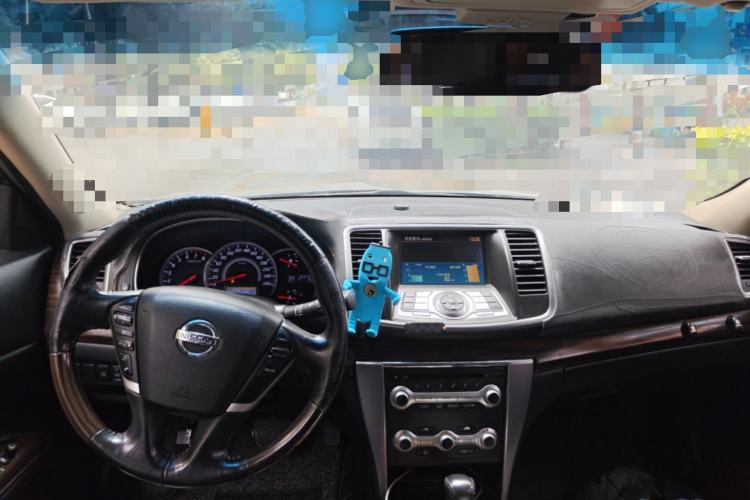 Used Nissan Teana 2012 2.5L XV VIP Cloud Security Edition Center Console