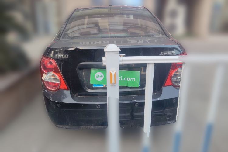 Used Chevrolet Aveo Sonic 2011 Sedan 1.4L MT SL