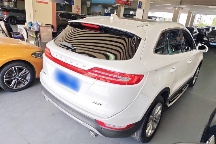 Used Lincoln MKC 2017 2.0T Two-Wheel-Drive Luxury Edition