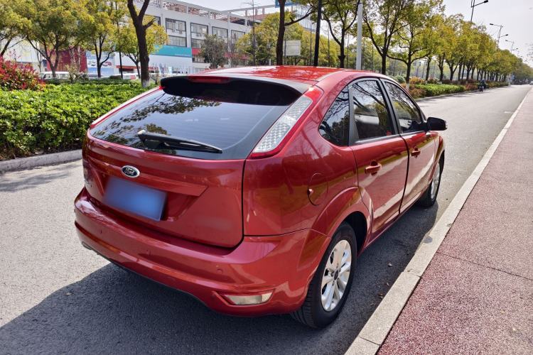 Used Ford Focus 2013 Hatchback Classic 1.8L Automatic Base Model
