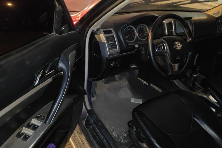 Used GAC Gonow Aoosed GX5 2012 2.4L Manual Gasoline 4x4 with Sunroof Driver Seat