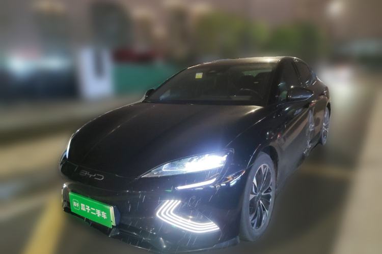 Used BYD Seal 2022 550 km Standard Range Rear-Wheel Drive Elite Version