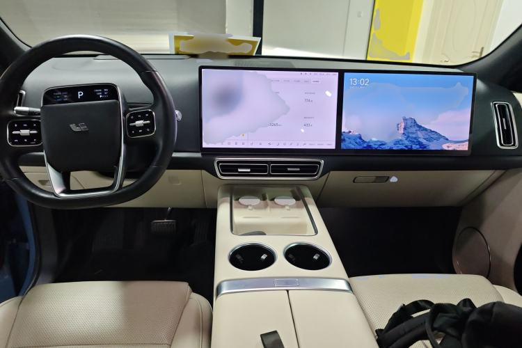 Used Li Auto L8 2023 Max model