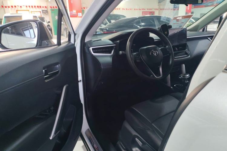 Used Toyota FRONTLANDER 2023 2.0L CVT Elite Edition Driver Seat