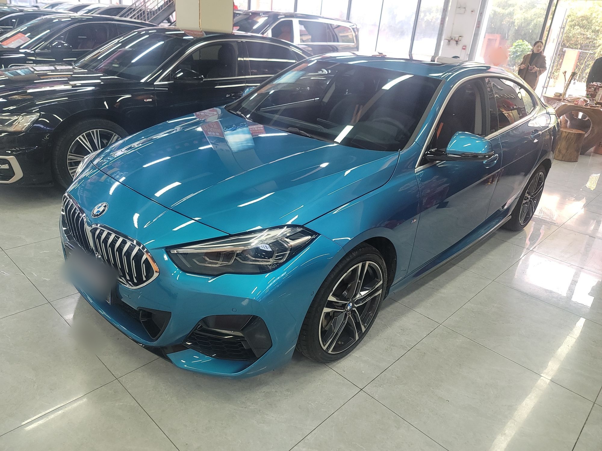 Parte inferior delantera