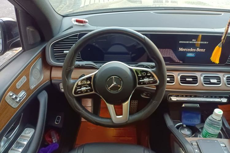 Used Mercedes-Benz GLS 