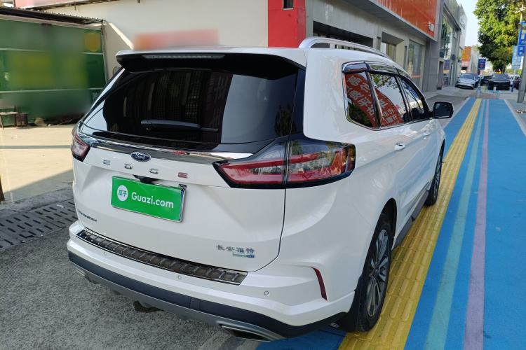 Used Ford Edge 2021 PLUS EcoBoost 245 Two-Wheel-Drive Titanium 7-Seater
