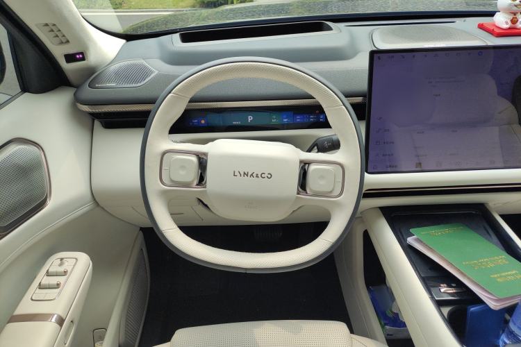 Used Lynk & Co 900 2025 2.0T Ultra
