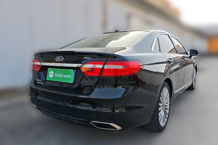 Used Ford Taurus 2018 EcoBoost 245 Premier Edition China V Standard