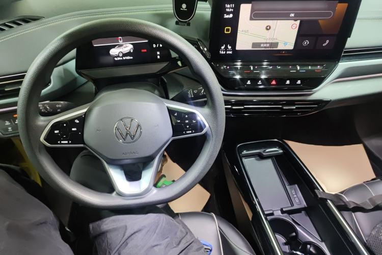 Used Volkswagen ID.4 X 2021 Pure+ Long-Range Edition Center Console