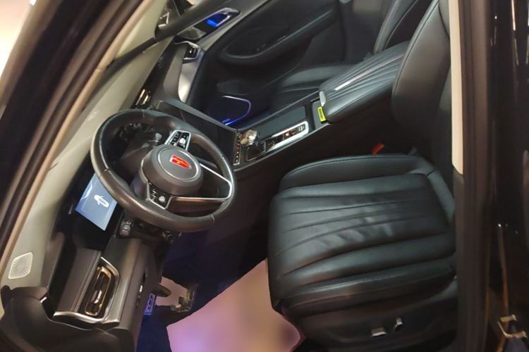 Used Hongqi H5 2023 2.0T Automatic Smart Connect Flagship Edition Left Front Seat