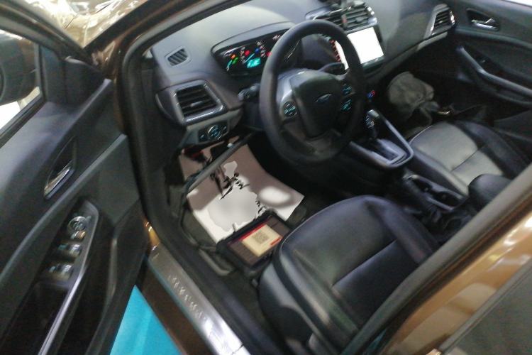 Used Ford Escort 2015 1.5L Automatic Fashion Model