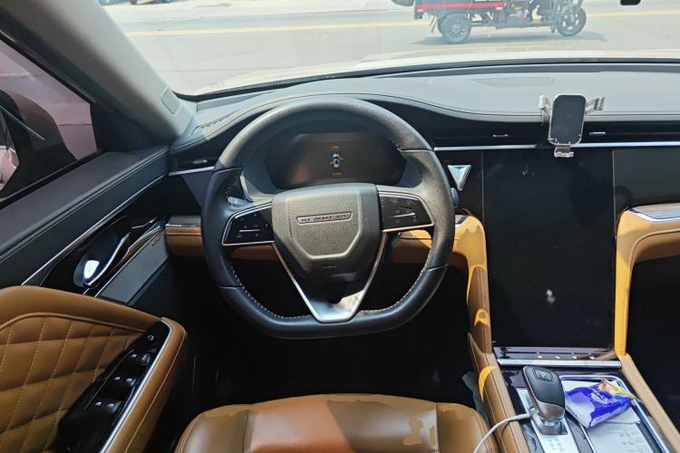 Used Venucia Star 2020 260T Automatic 48V Mild Hybrid Turbocharged Starry Edition Steering Wheel