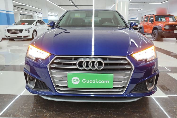 Used Audi A4L 2019 40 TFSI Fashion Edition China VI Emission Standard Front
