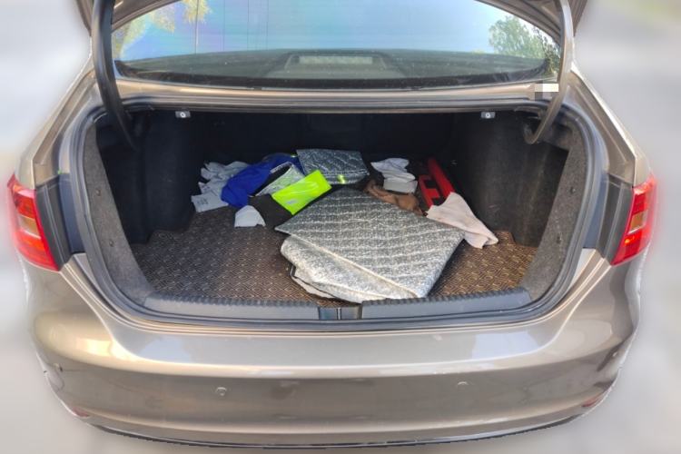 Used Volkswagen Sagitar 2014 1.4TSI Automatic Luxury Model Trunk