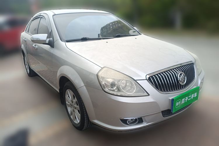 Used Buick Excelle 2011 1.6 LX-MT Front Right 45 Deg