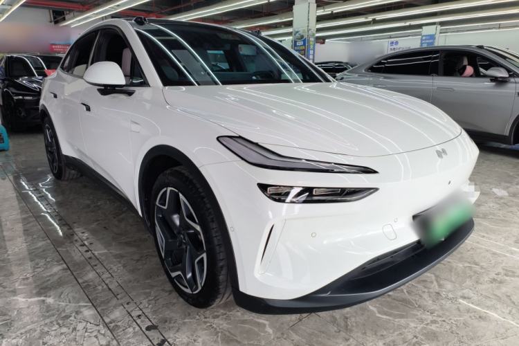 Used ONVO L60 2024 60 kWh Rear-Drive Version