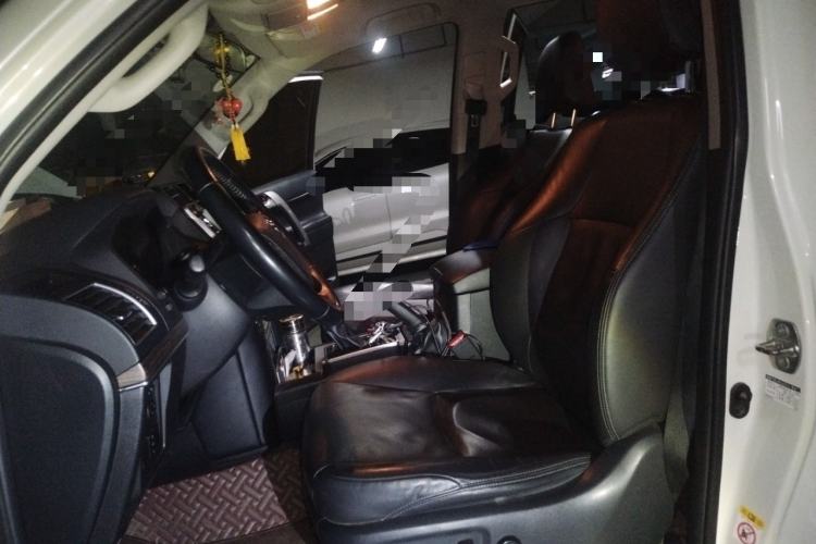 Used Toyota Prado 2018 3.5L Automatic TX-L NAVI with Rear-Mounted Spare Tire Left Front Seat