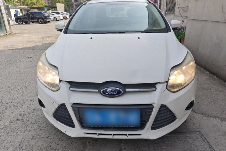 Used Ford Focus 2012 Sedan 1.6L Manual Comfort Model Front