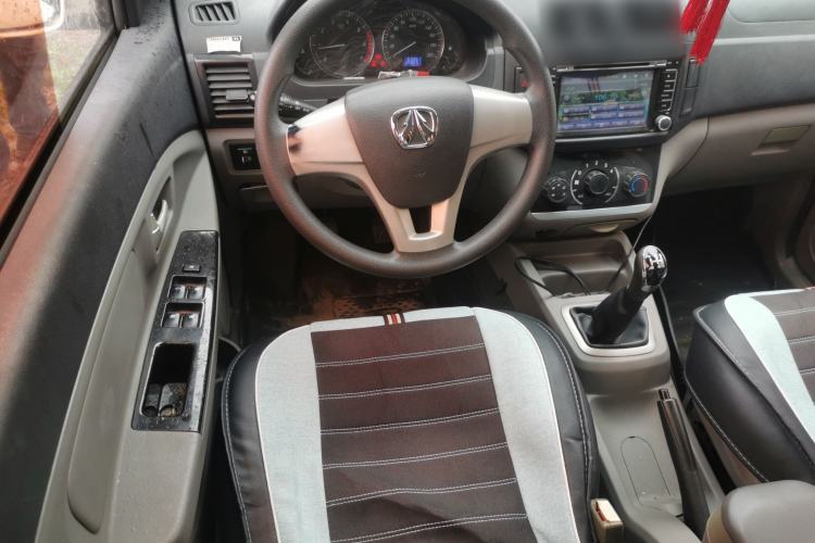 Used BAIC Weiwang M20 2017 1.5L M20S Basic Version DAM15DL
