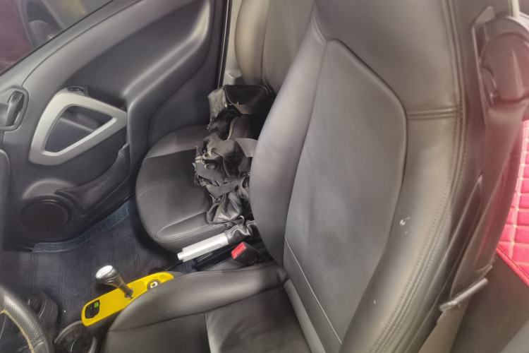 Used smart fortwo 2013 1.0 MHD Hardtop Chocolate Special Edition Left Rear Seat