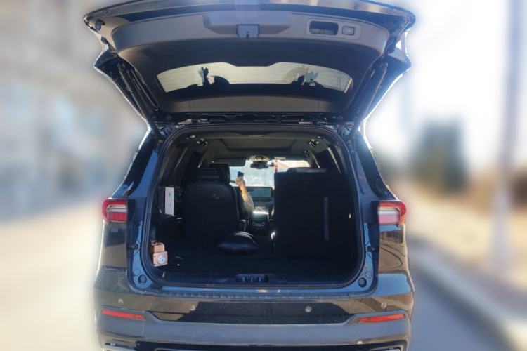 Used Ford Equator 2023 EcoBoost 225 Obsidian Orange Edition Prestige PLUS 7-Seater (2/2/3)