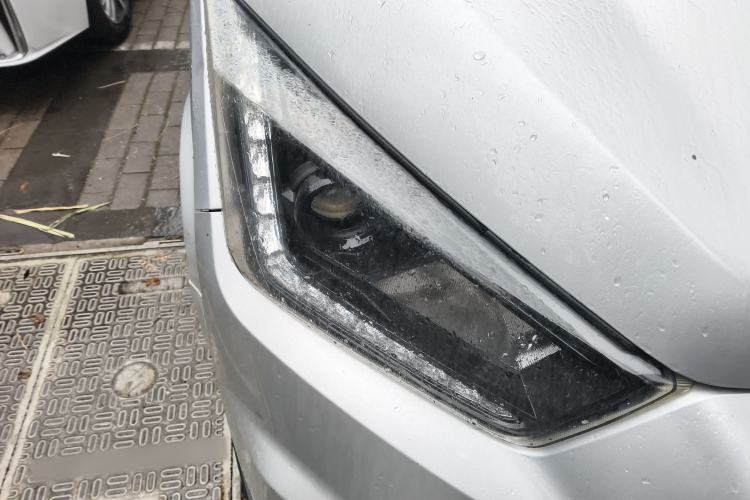 Used JMC Transit 2019 2.8T Commercial Version Short Wheelbase Mid-Roof 6-Seater China VI JX493