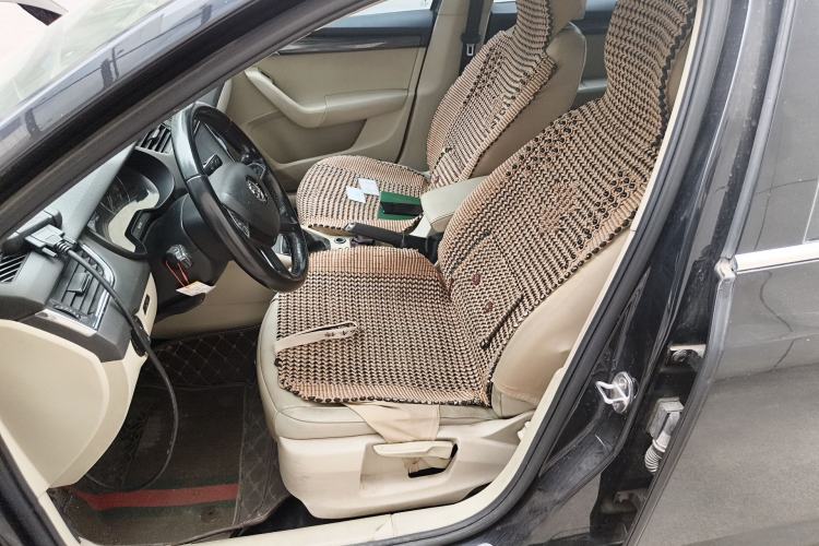 Used Skoda Octavia 2015 1.6L Automatic Yijun Edition Left Front Seat